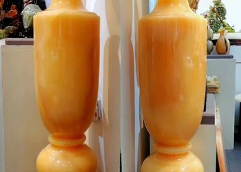 Напольная ваза из желтого нефрита